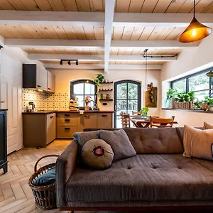 https://apartamenty-stacja-huta.szklarskaporebahotels.net